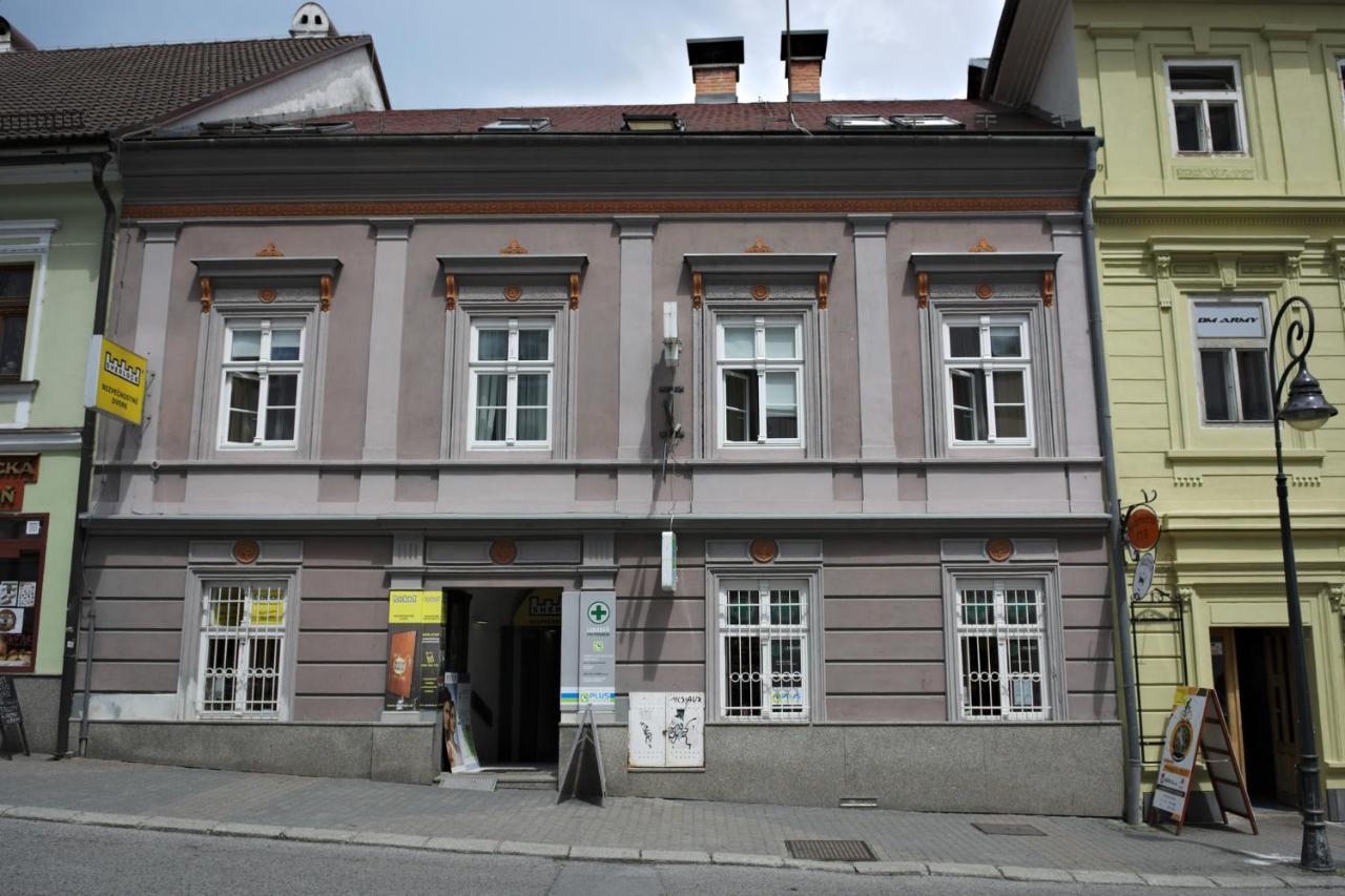 Gran Hostel Banská Bystrica Dış mekan fotoğraf