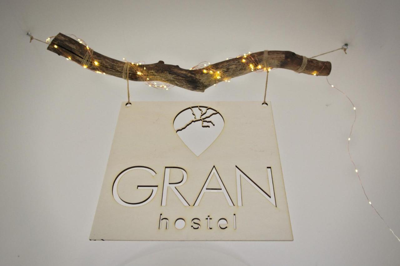 Gran Hostel Banská Bystrica Dış mekan fotoğraf