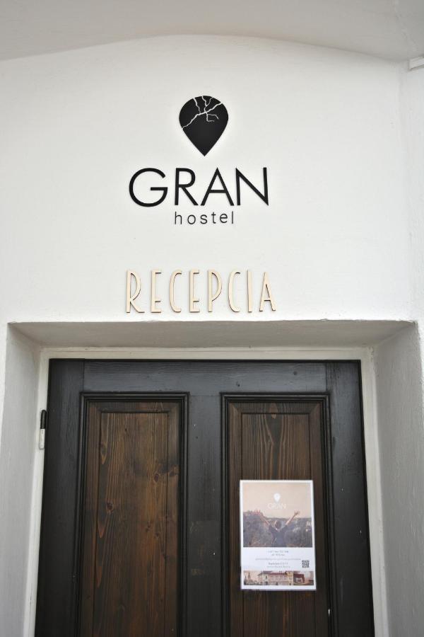 Gran Hostel Banská Bystrica Dış mekan fotoğraf