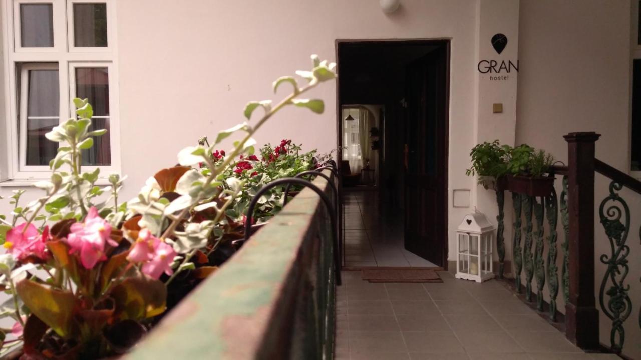 Gran Hostel Banská Bystrica Dış mekan fotoğraf