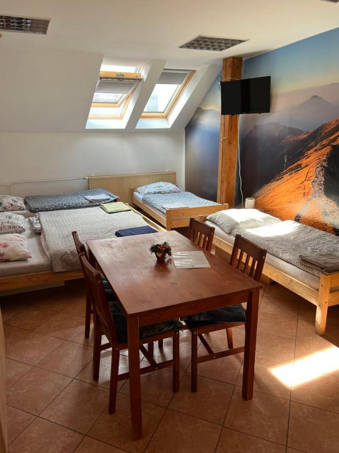 Gran Hostel Banská Bystrica Dış mekan fotoğraf